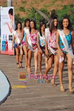 Contestants at Fair One Miss Mumbai swimsuit round in Royal Palm, Mumbai on 27th Oct 2009 (39).JPG
